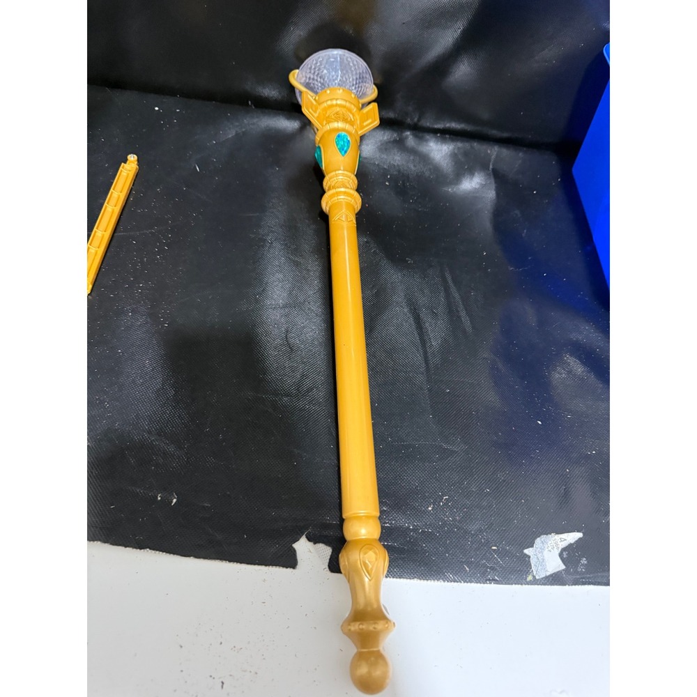 Disney Elena of Avalor Scepter of Light Gold Magic Wand Toy Royal Staff Light Up